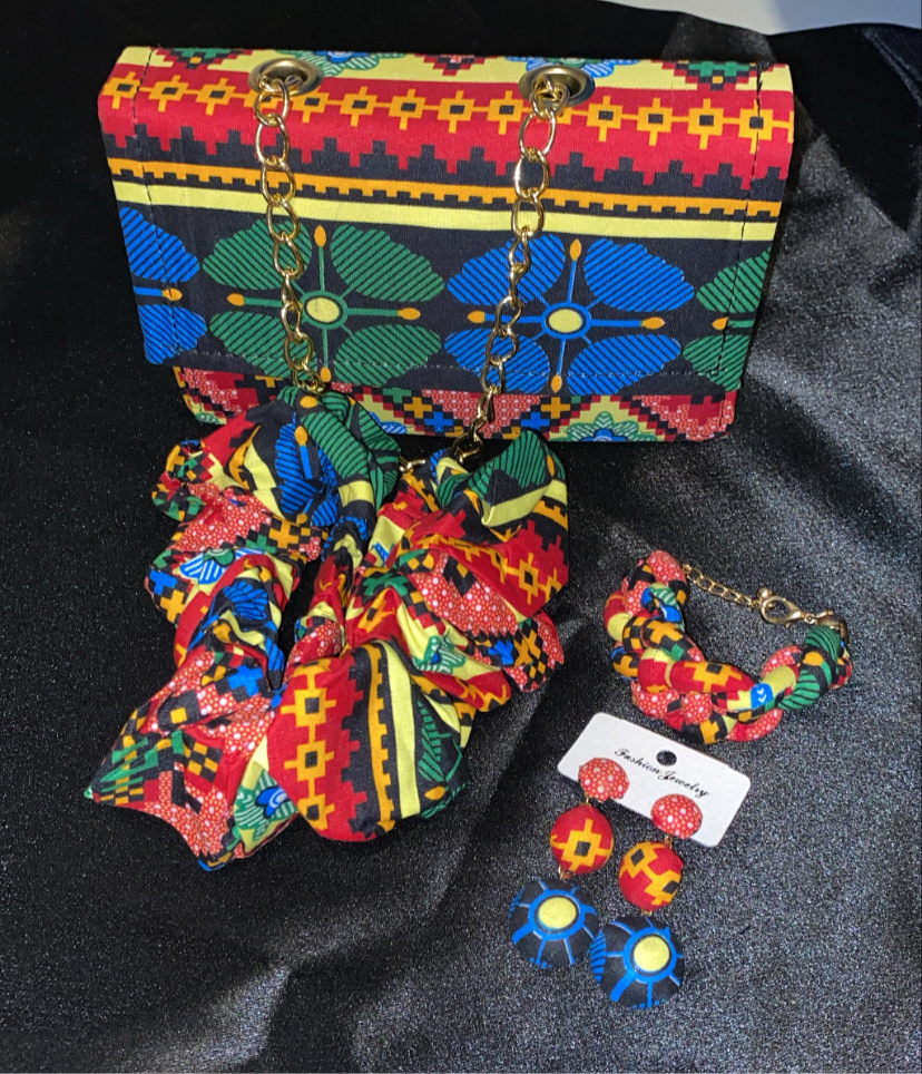Chain Strap Clutch Set